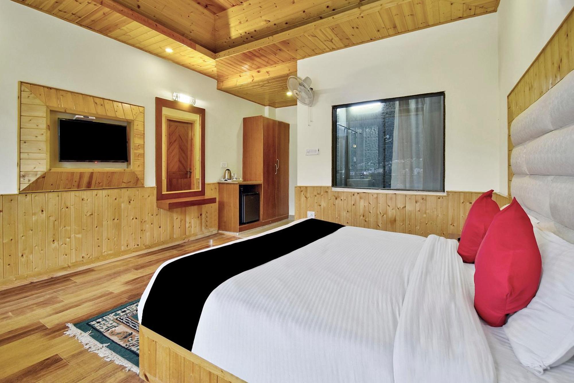 Capital O 42006 Phalguni Regency Hotel - Manali (Himachal Pradesh), Manali
